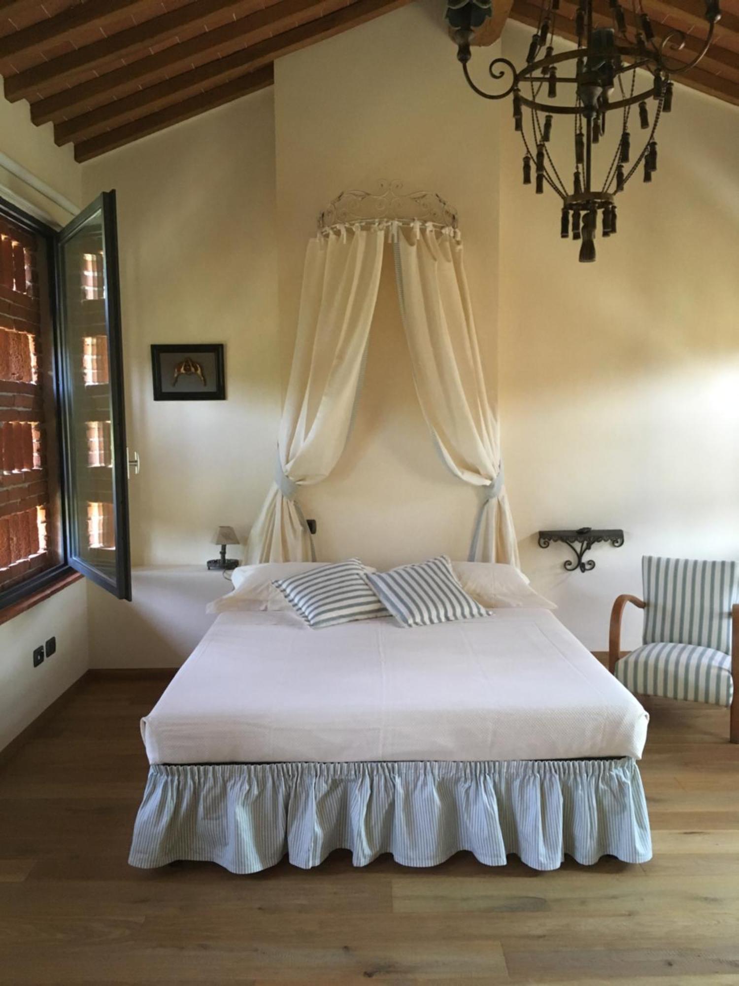 Le Mas Di Laura Otel Ortonovo Dış mekan fotoğraf